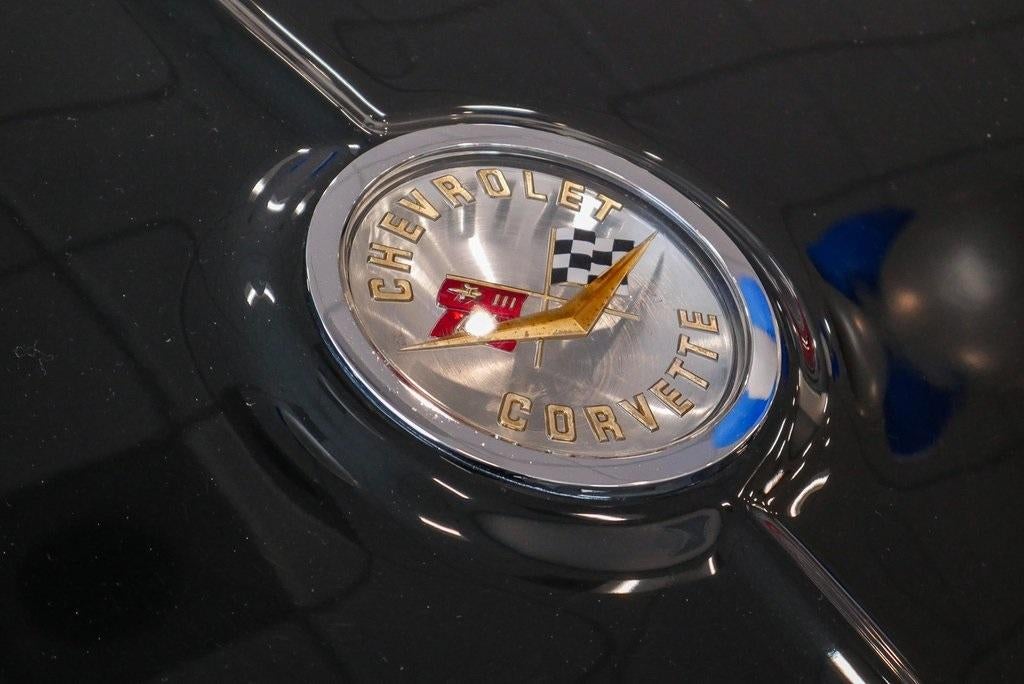 1961 Chevrolet CORVETTE STING RAY