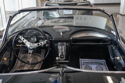 1961 Chevrolet CORVETTE STING RAY