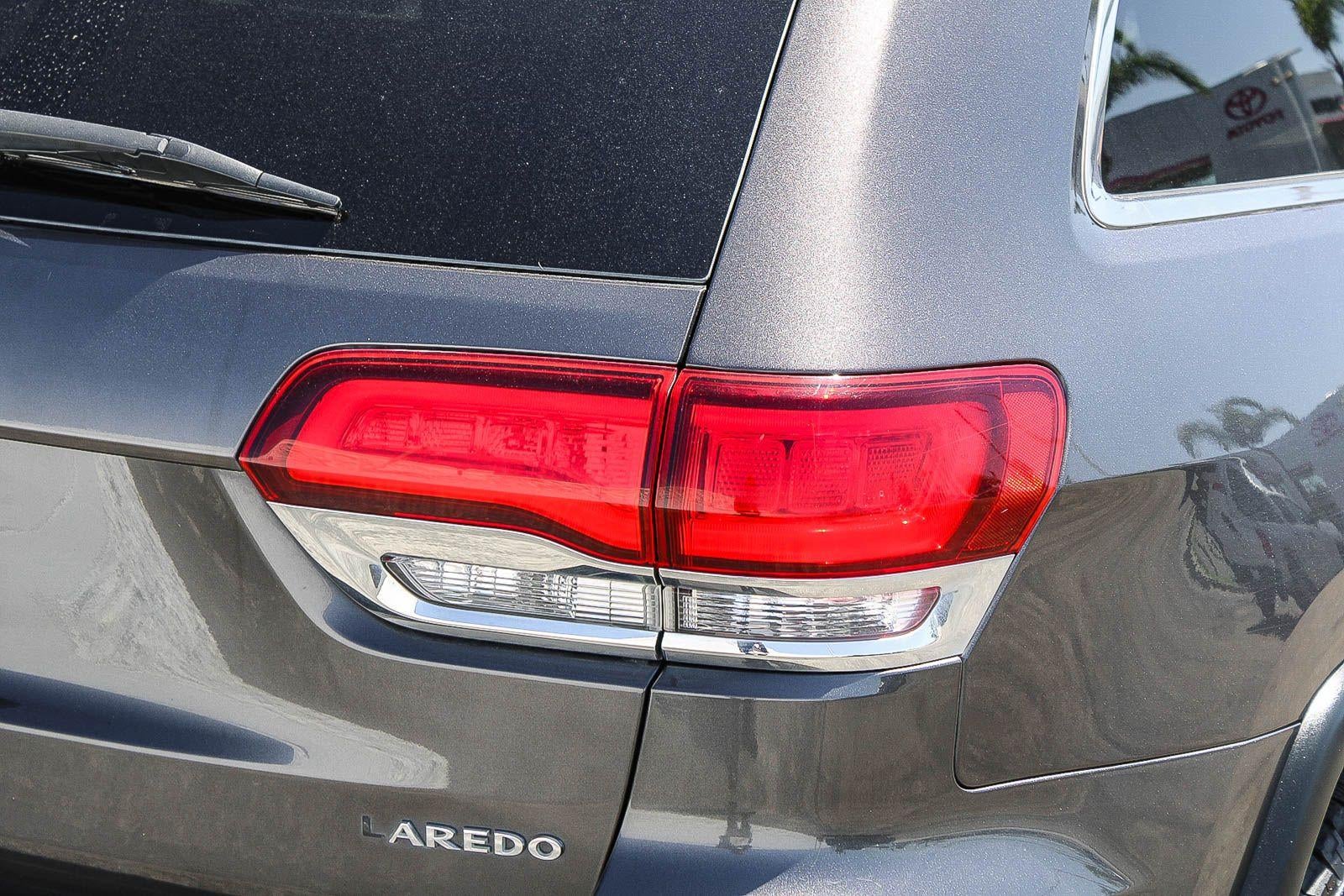 2020 Jeep Grand Cherokee Laredo E