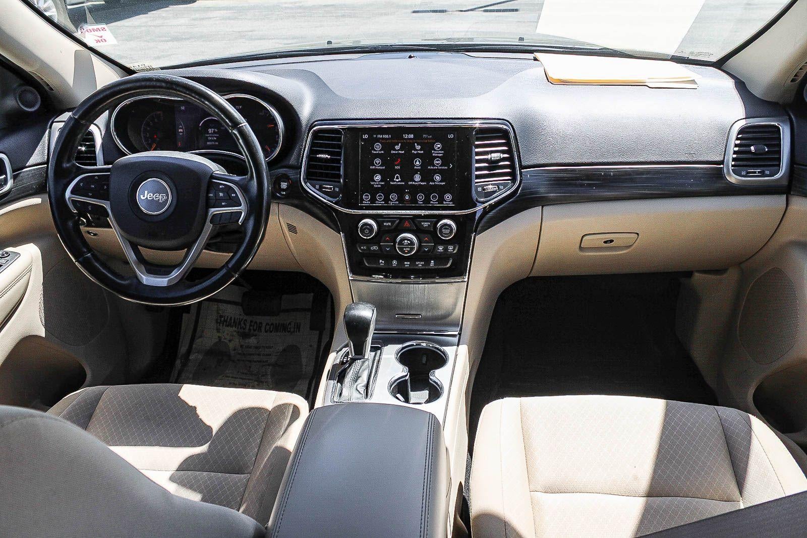 2020 Jeep Grand Cherokee Laredo E