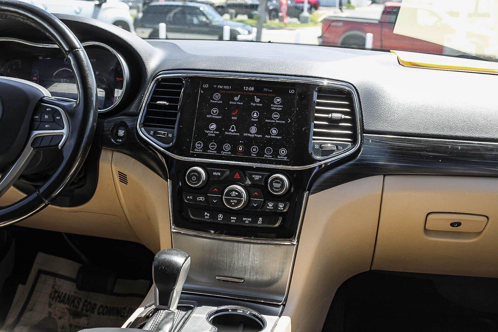 2020 Jeep Grand Cherokee Laredo E