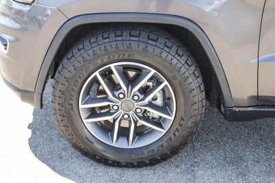 2020 Jeep Grand Cherokee Laredo E