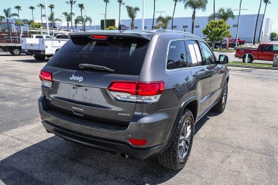 2020 Jeep Grand Cherokee Laredo E