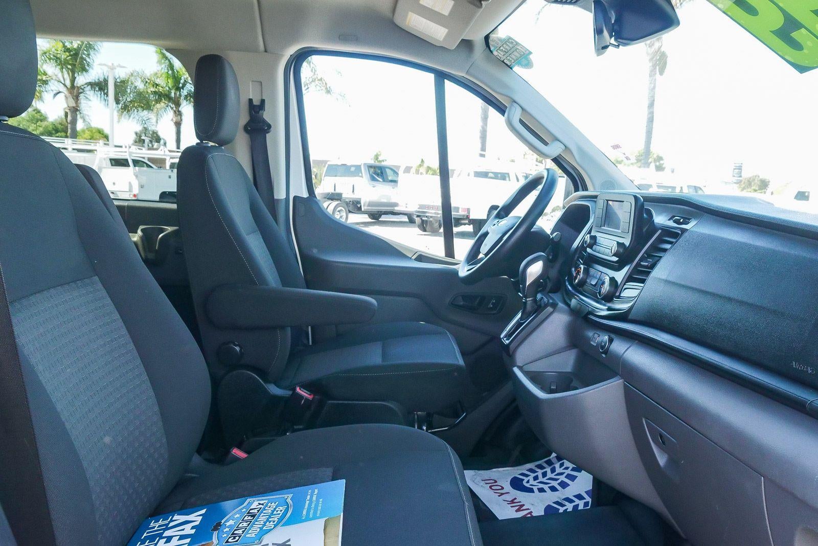 2022 Ford Transit Passenger Wagon XL