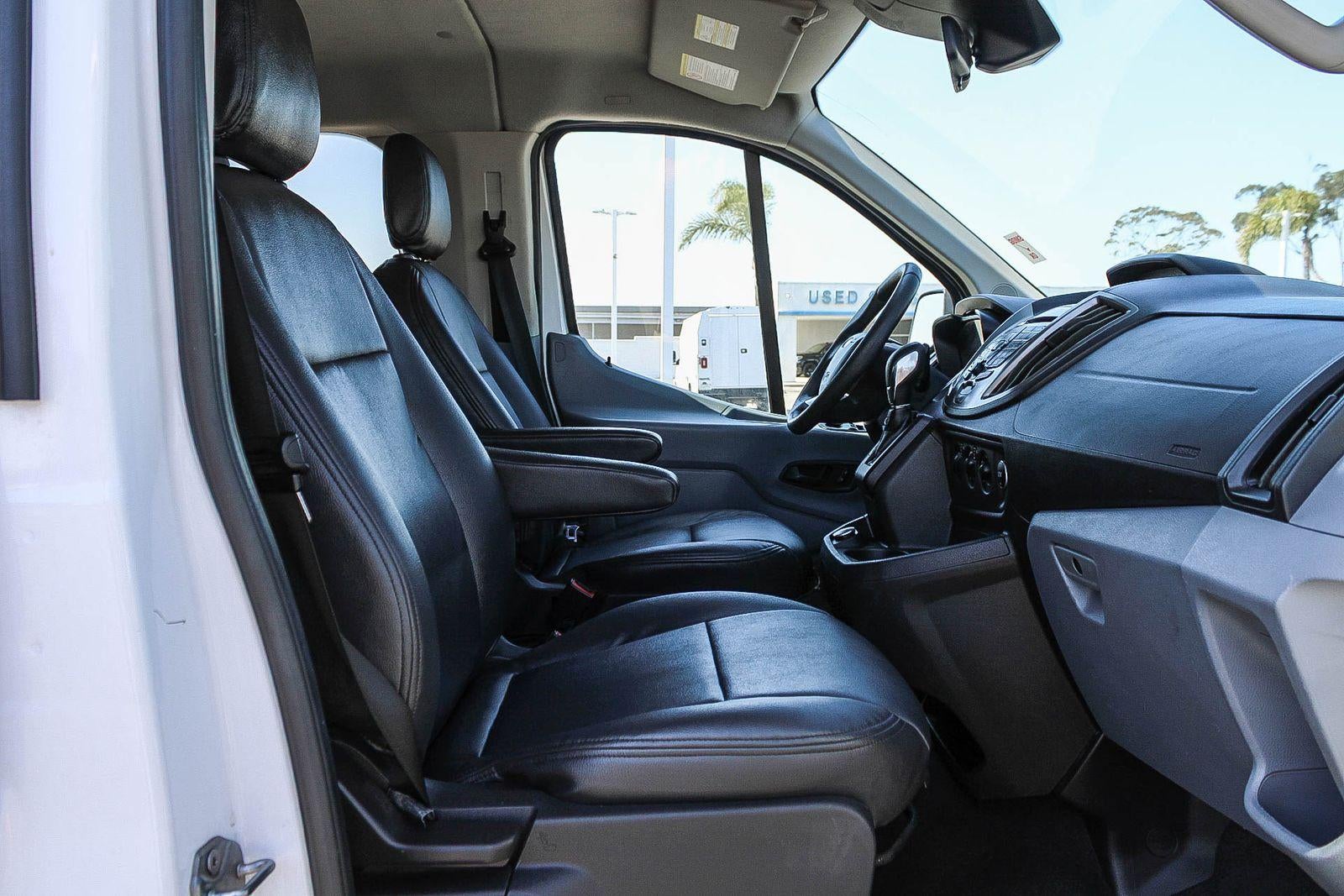 2018 Ford Transit Passenger Wagon XL