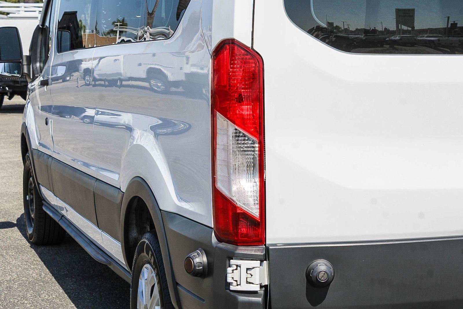 2018 Ford Transit Passenger Wagon XL