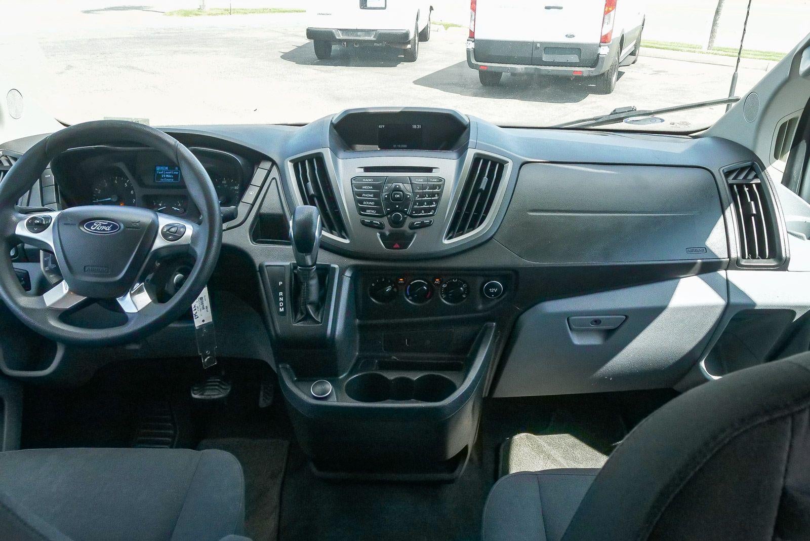 2018 Ford Transit Passenger Wagon XL