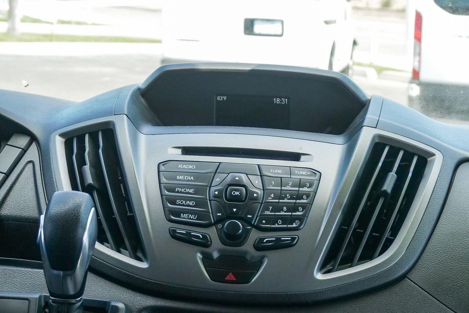2018 Ford Transit Passenger Wagon XL