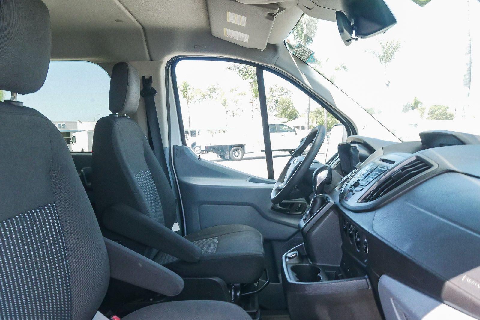2018 Ford Transit Passenger Wagon XL