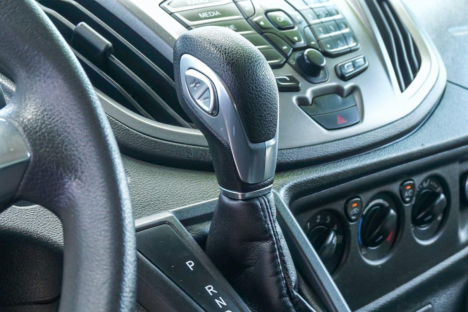 2018 Ford Transit Passenger Wagon XL