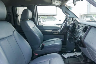 2016 Ford Super Duty F-550 DRW XLT