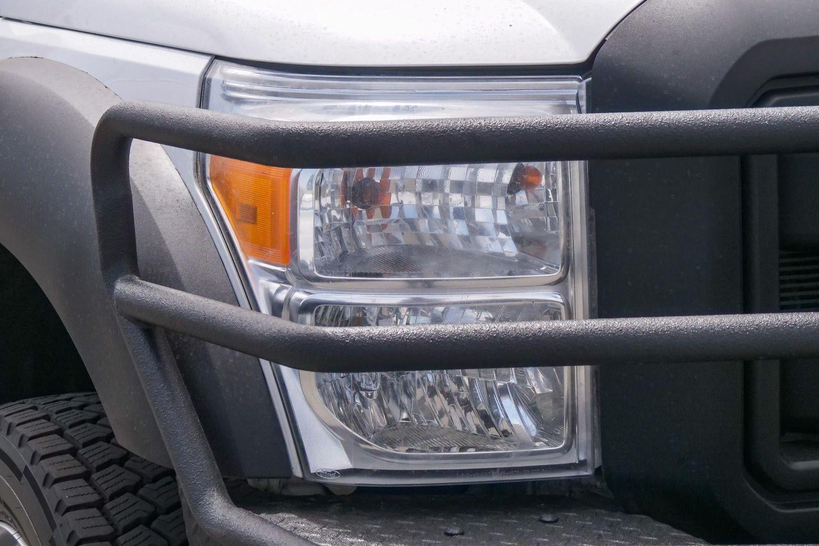 2016 Ford Super Duty F-550 DRW XLT