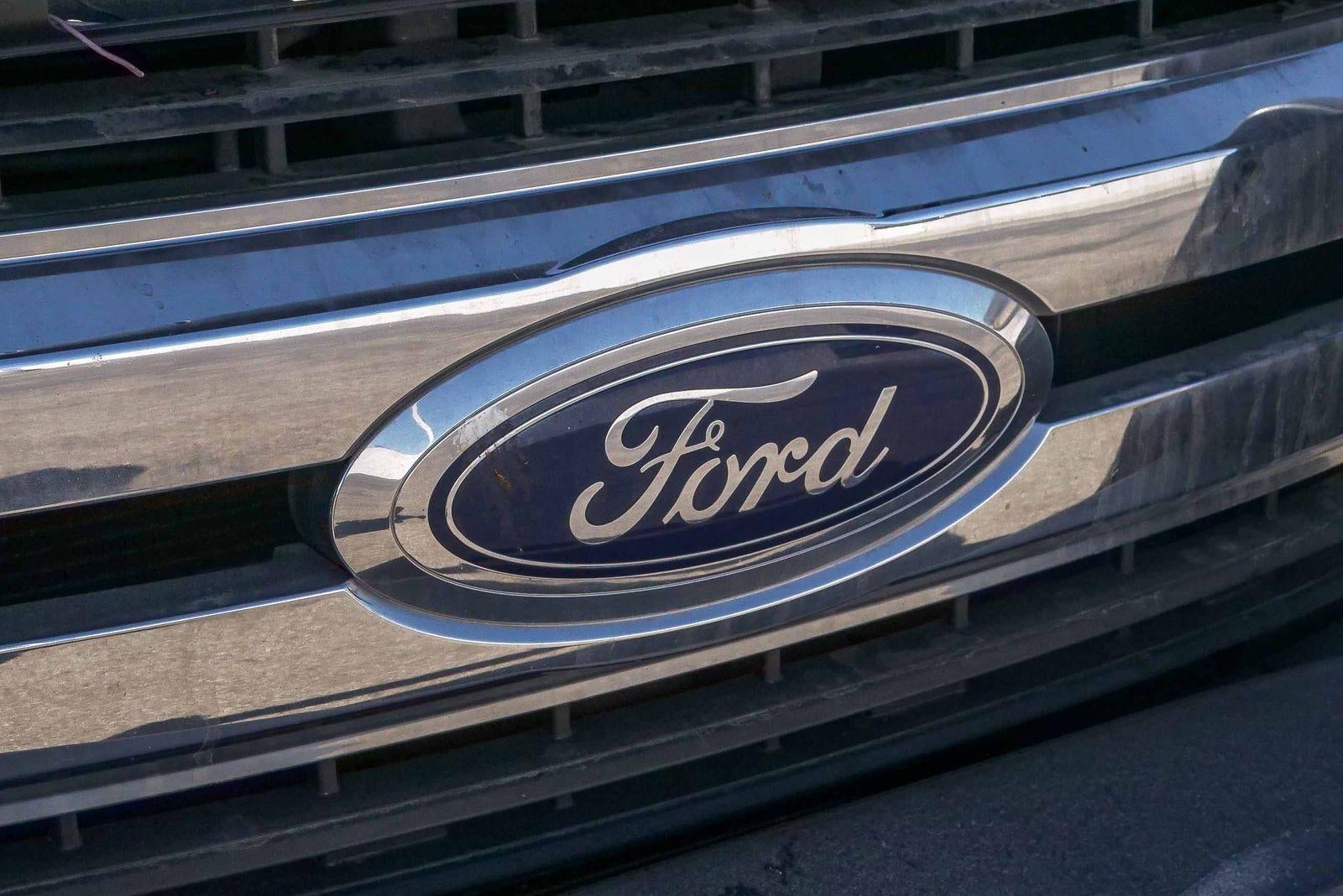 2017 Ford Super Duty F-350 SRW Lariat