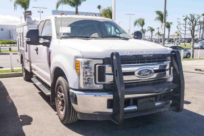 2017 Ford Super Duty F-350 SRW Lariat