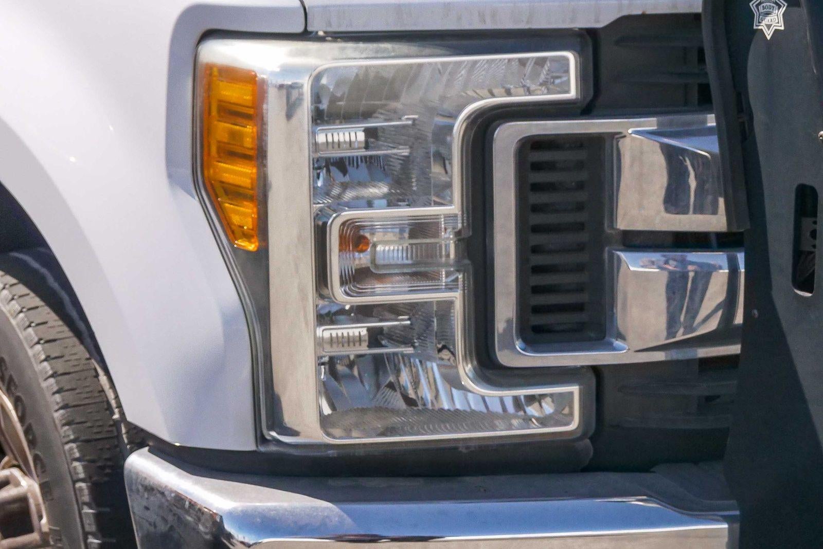 2017 Ford Super Duty F-350 SRW Lariat
