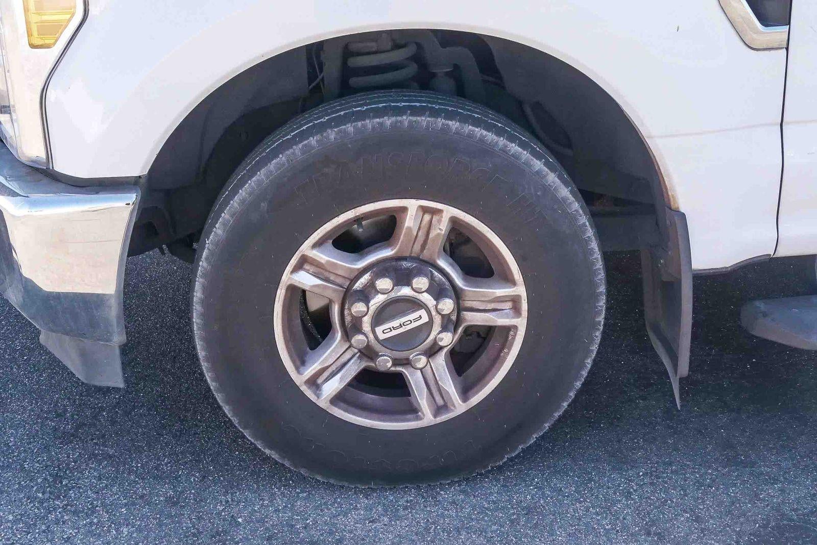 2017 Ford Super Duty F-350 SRW Lariat
