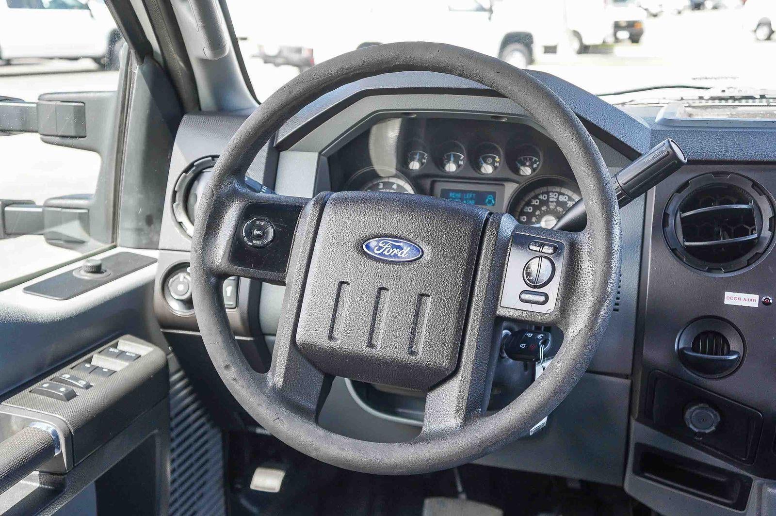 2016 Ford Super Duty F-350 DRW Lariat