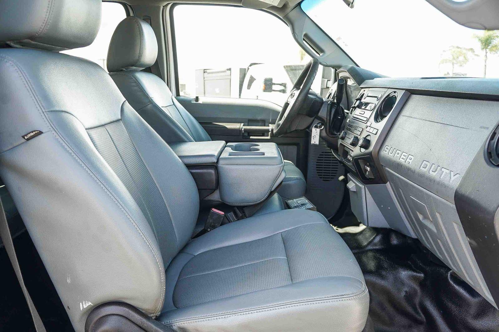 2016 Ford Super Duty F-350 DRW Lariat