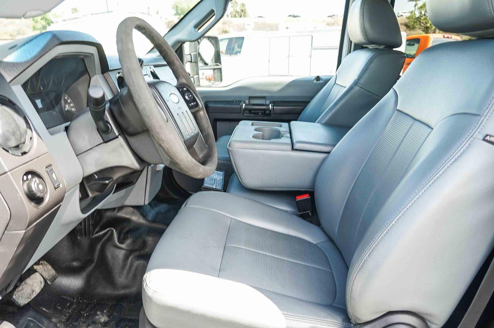 2016 Ford Super Duty F-350 DRW Lariat