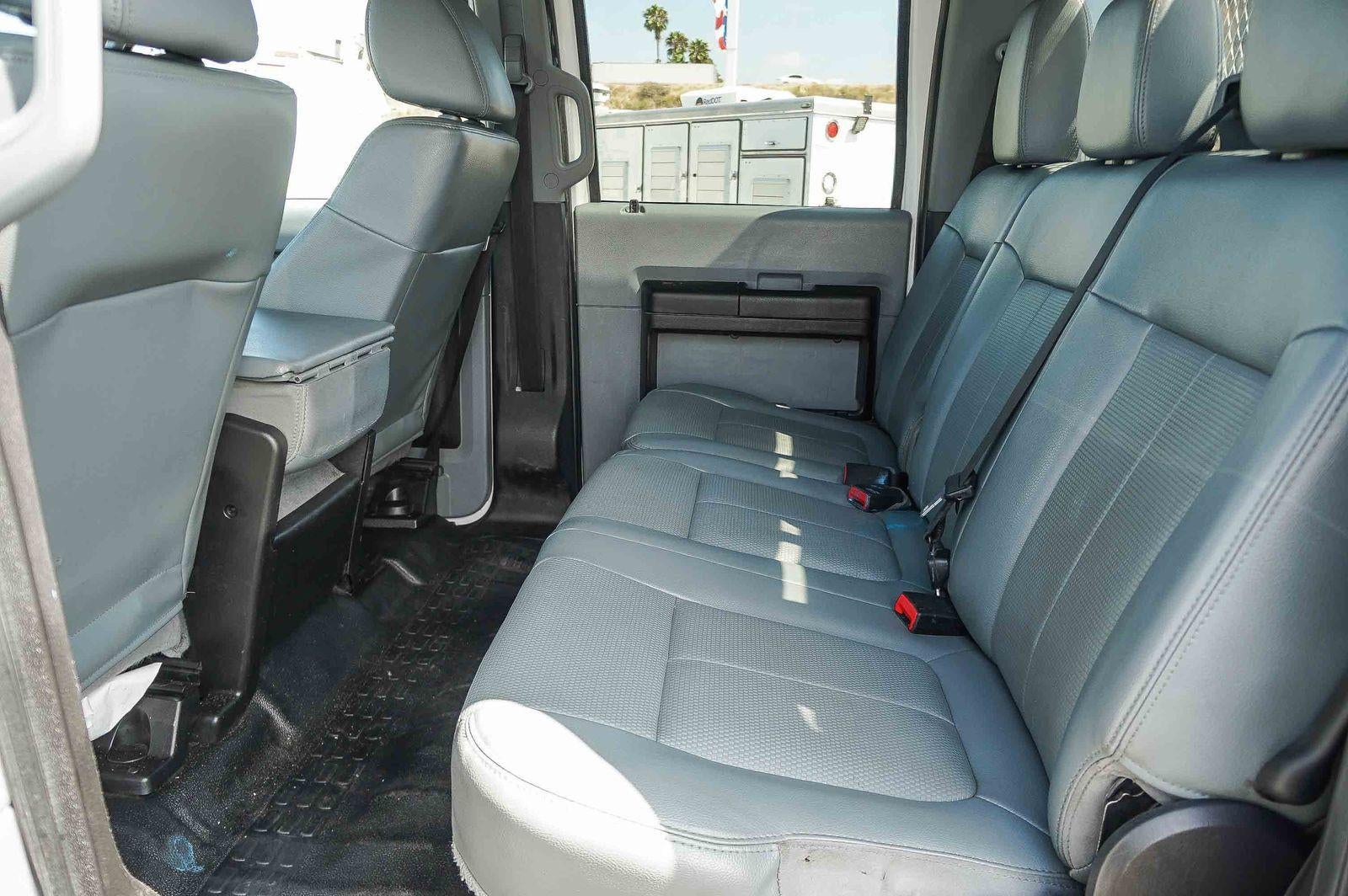 2016 Ford Super Duty F-350 DRW Lariat