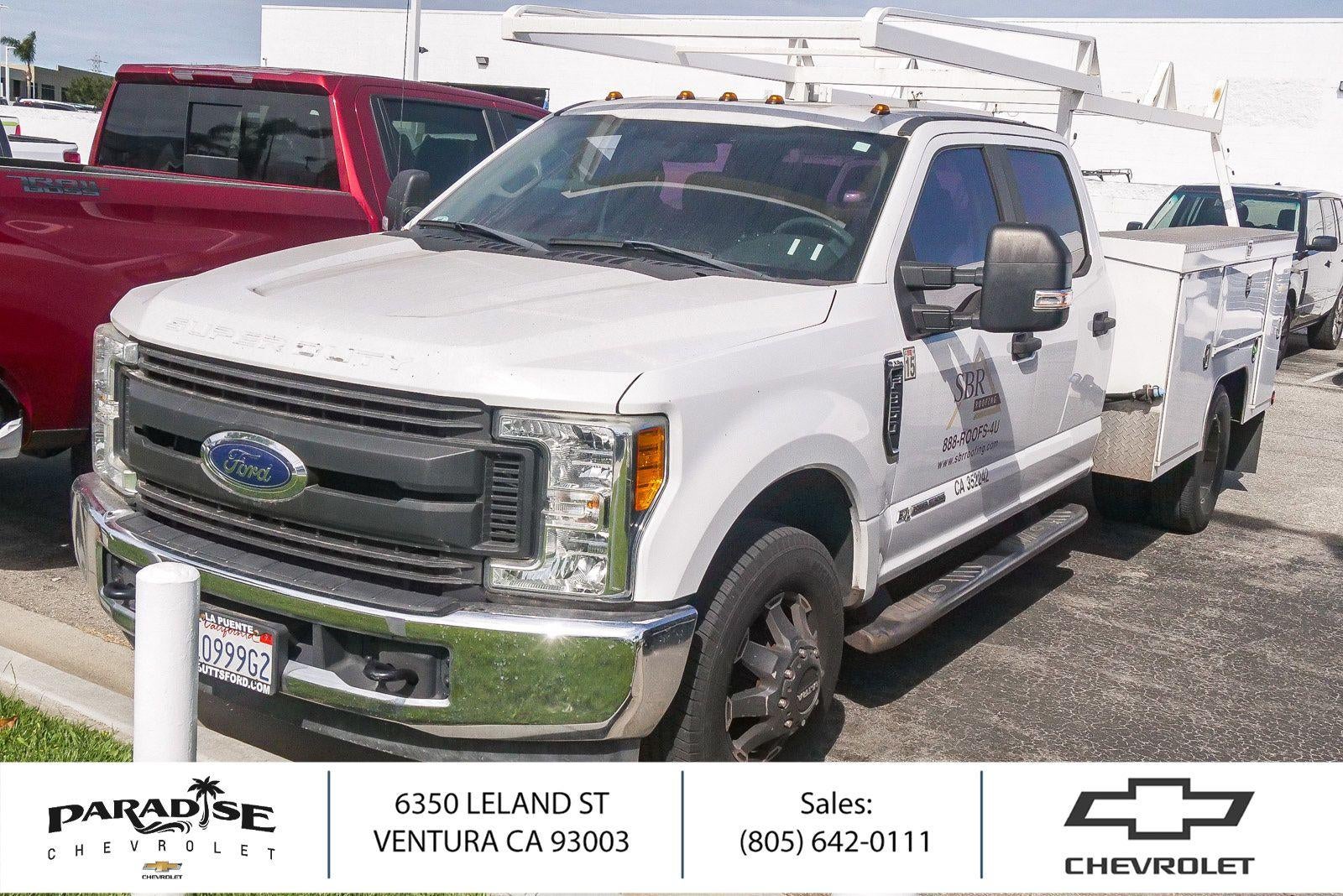 2017 Ford Super Duty F-350 DRW Lariat