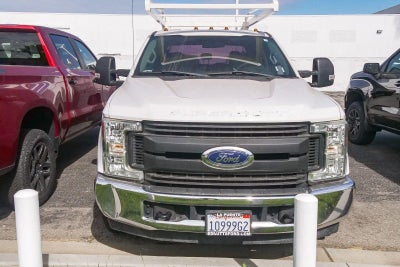 2017 Ford Super Duty F-350 DRW Lariat