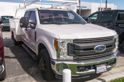 2017 Ford Super Duty F-350 DRW Lariat