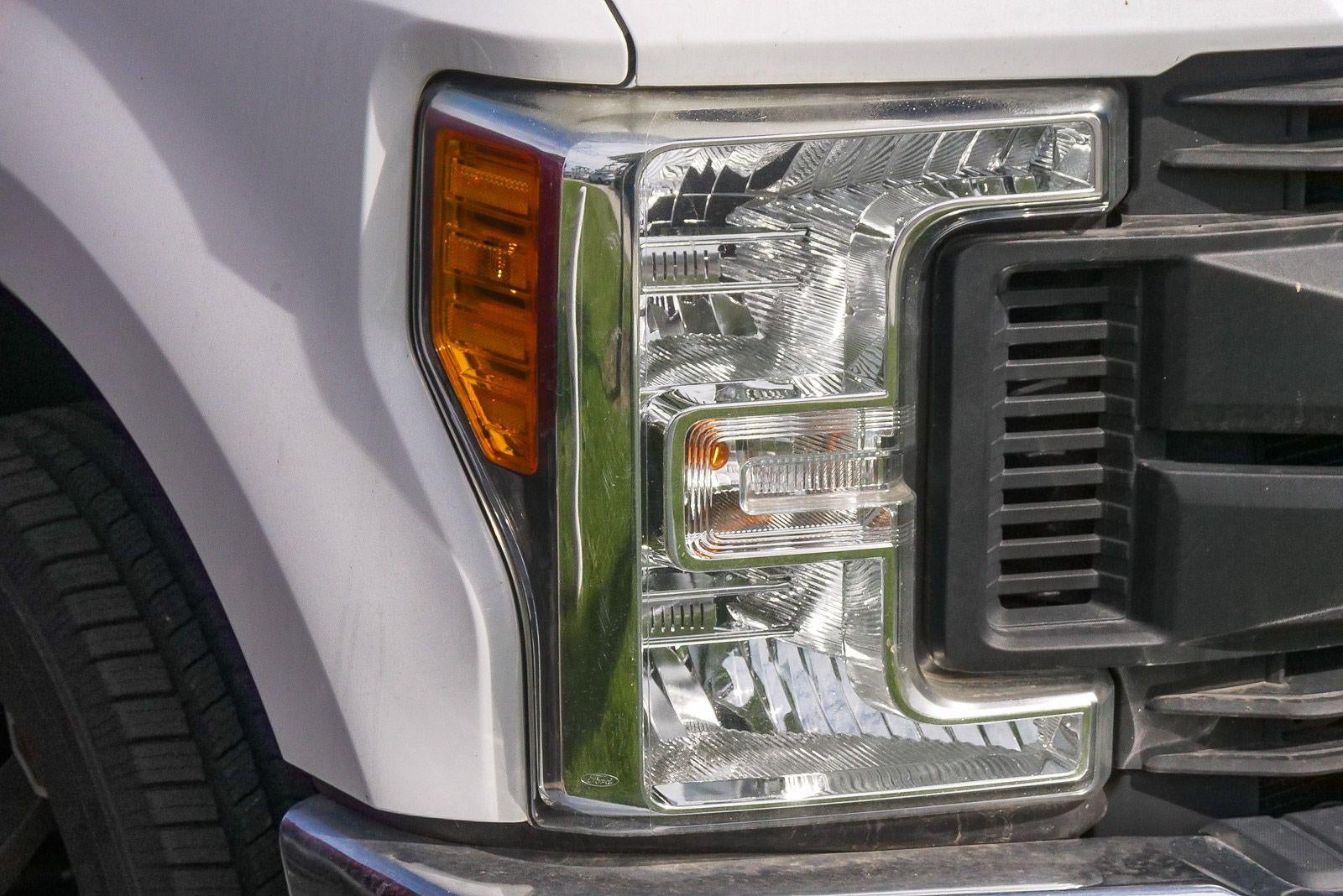 2017 Ford Super Duty F-350 DRW Lariat