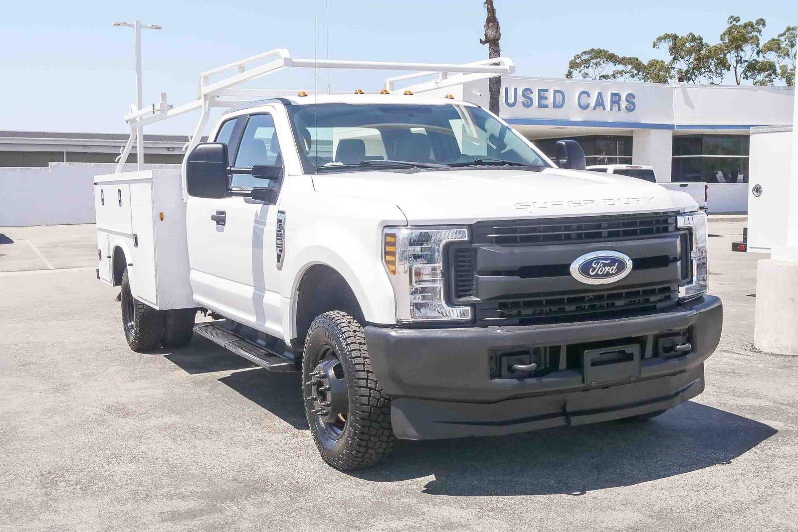 2018 Ford Super Duty F-350 DRW XL