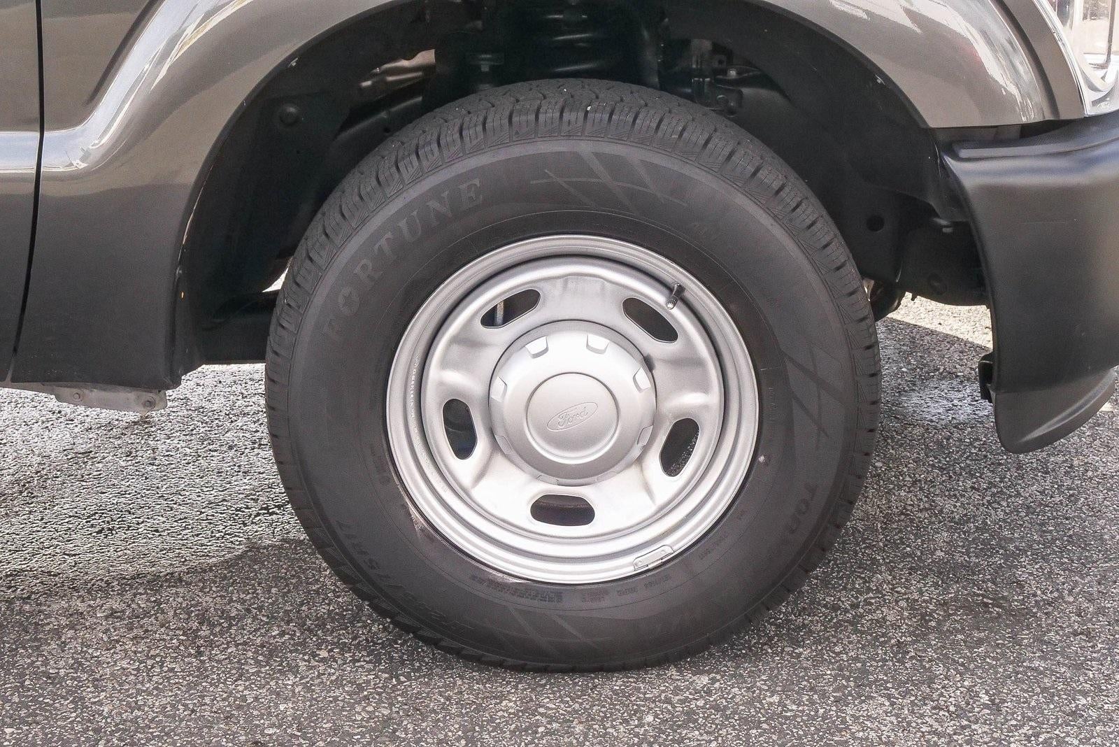 2016 Ford Super Duty F-250 SRW XL