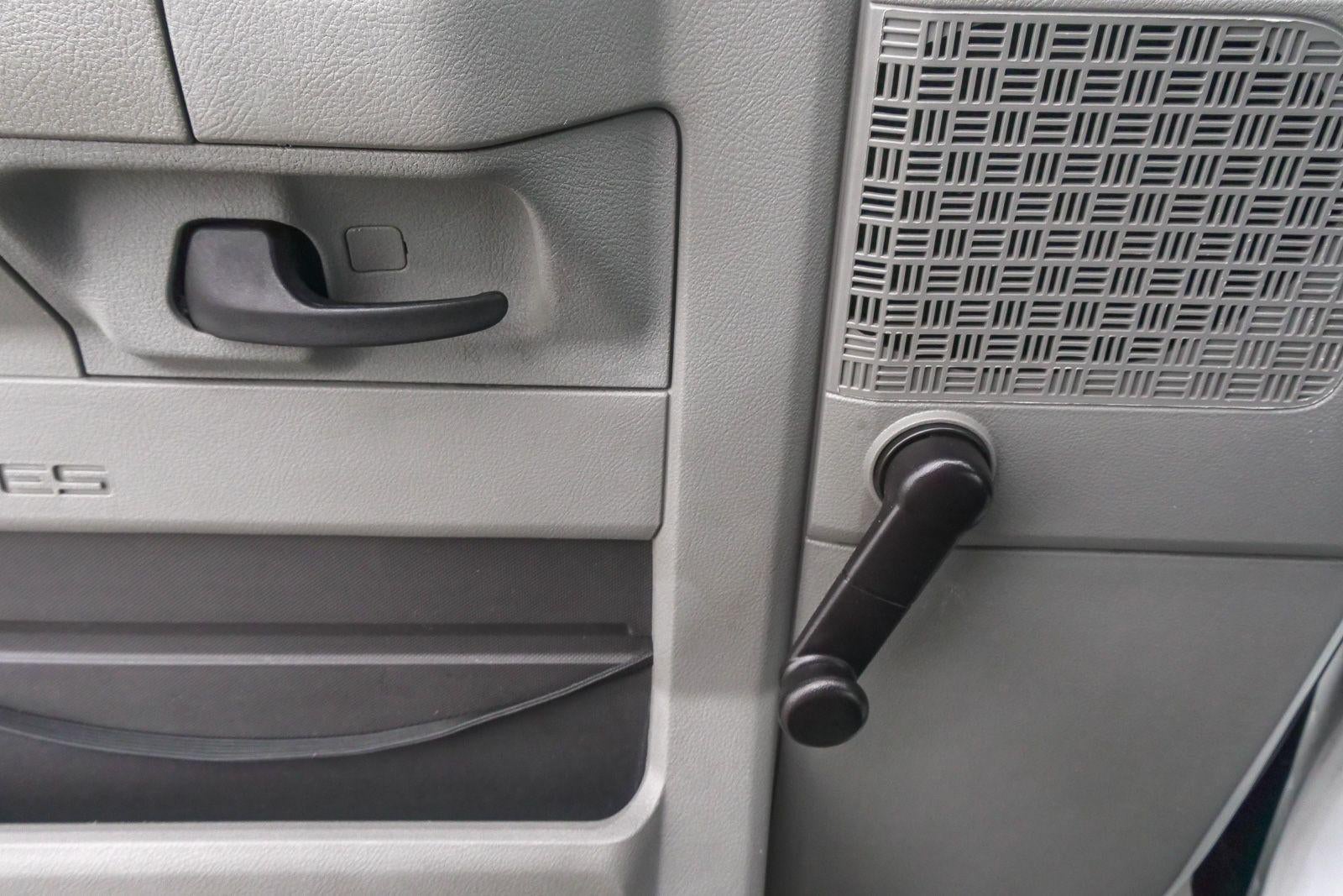2013 Ford Econoline Commercial Cuta Base