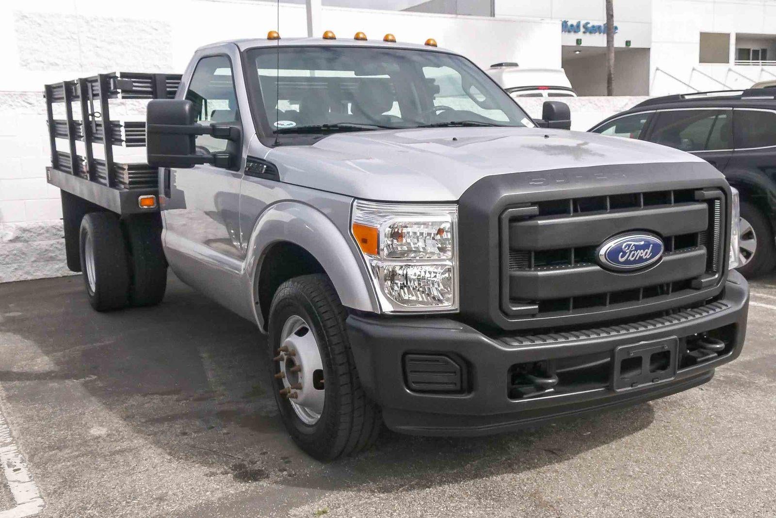 2015 Ford Super Duty F-350 DRW XL