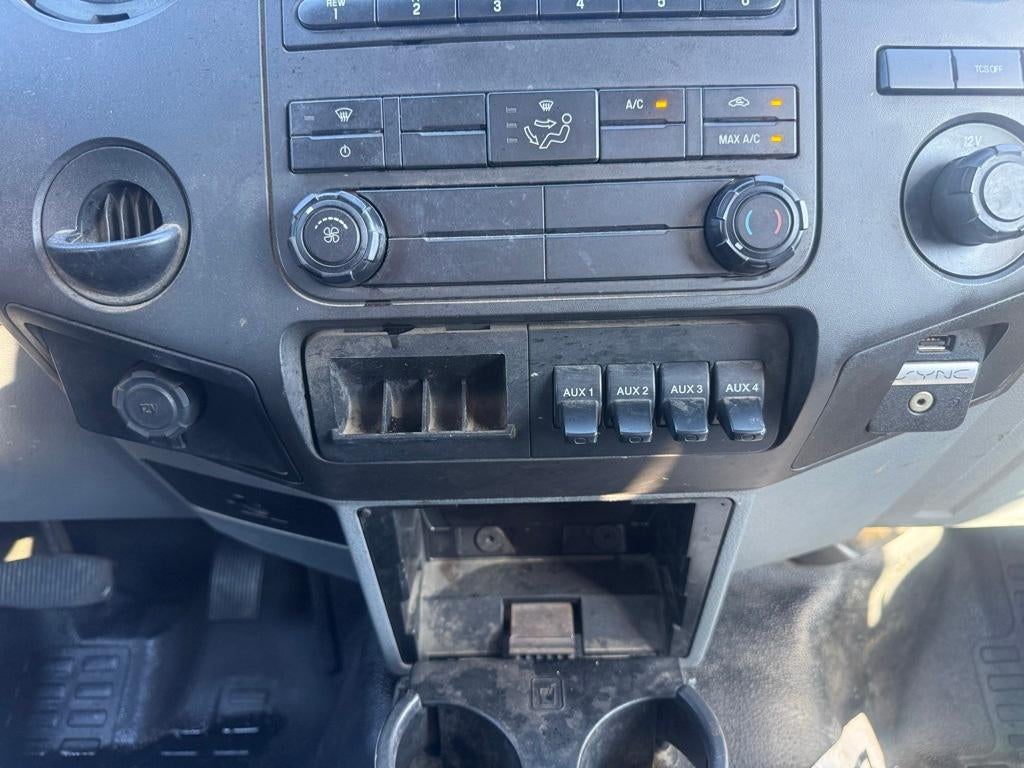 2016 Ford Super Duty F-350 DRW XL