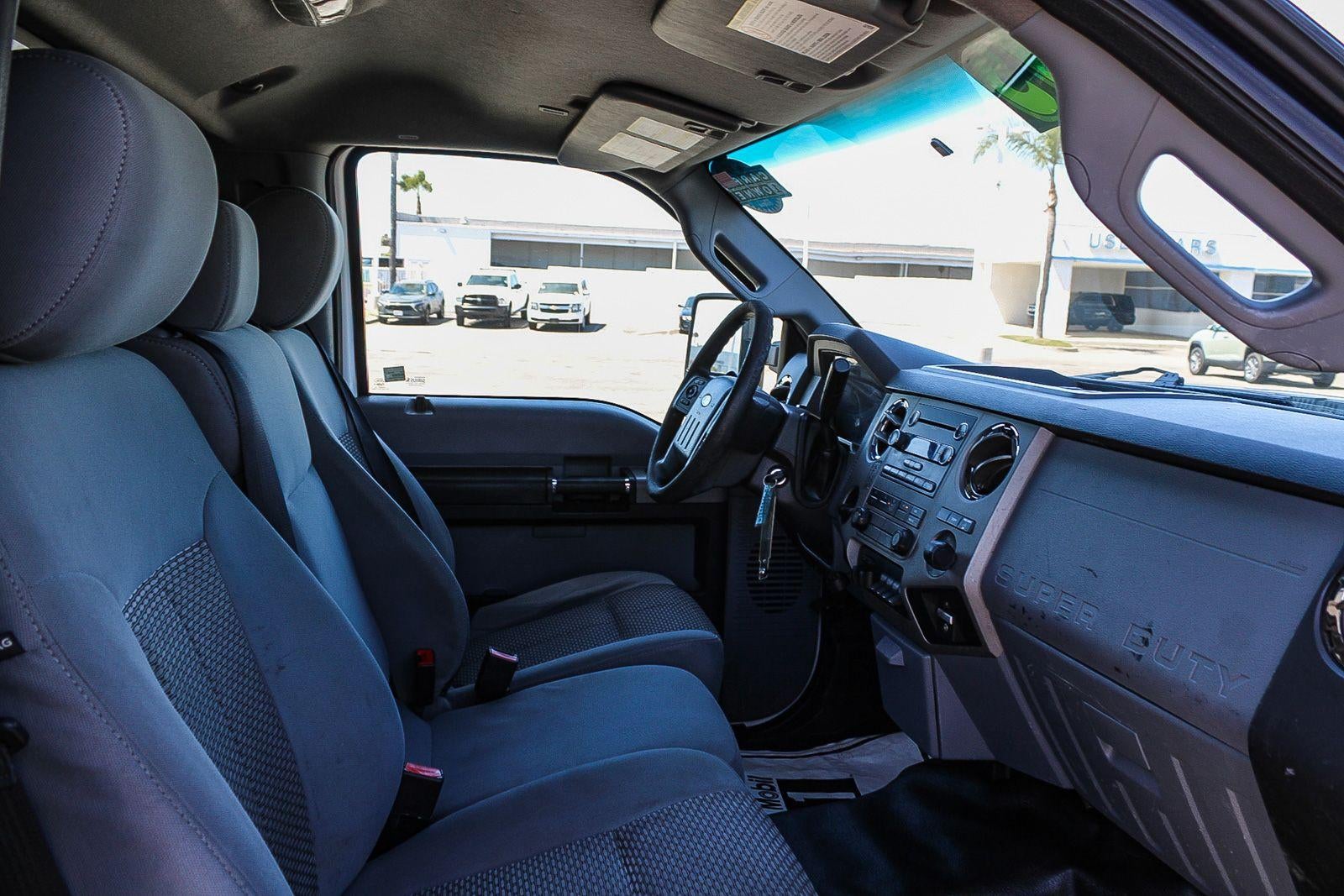 2015 Ford Super Duty F-550 DRW XL