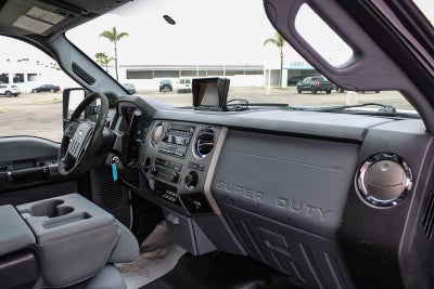 2015 Ford Super Duty F-550 DRW XL