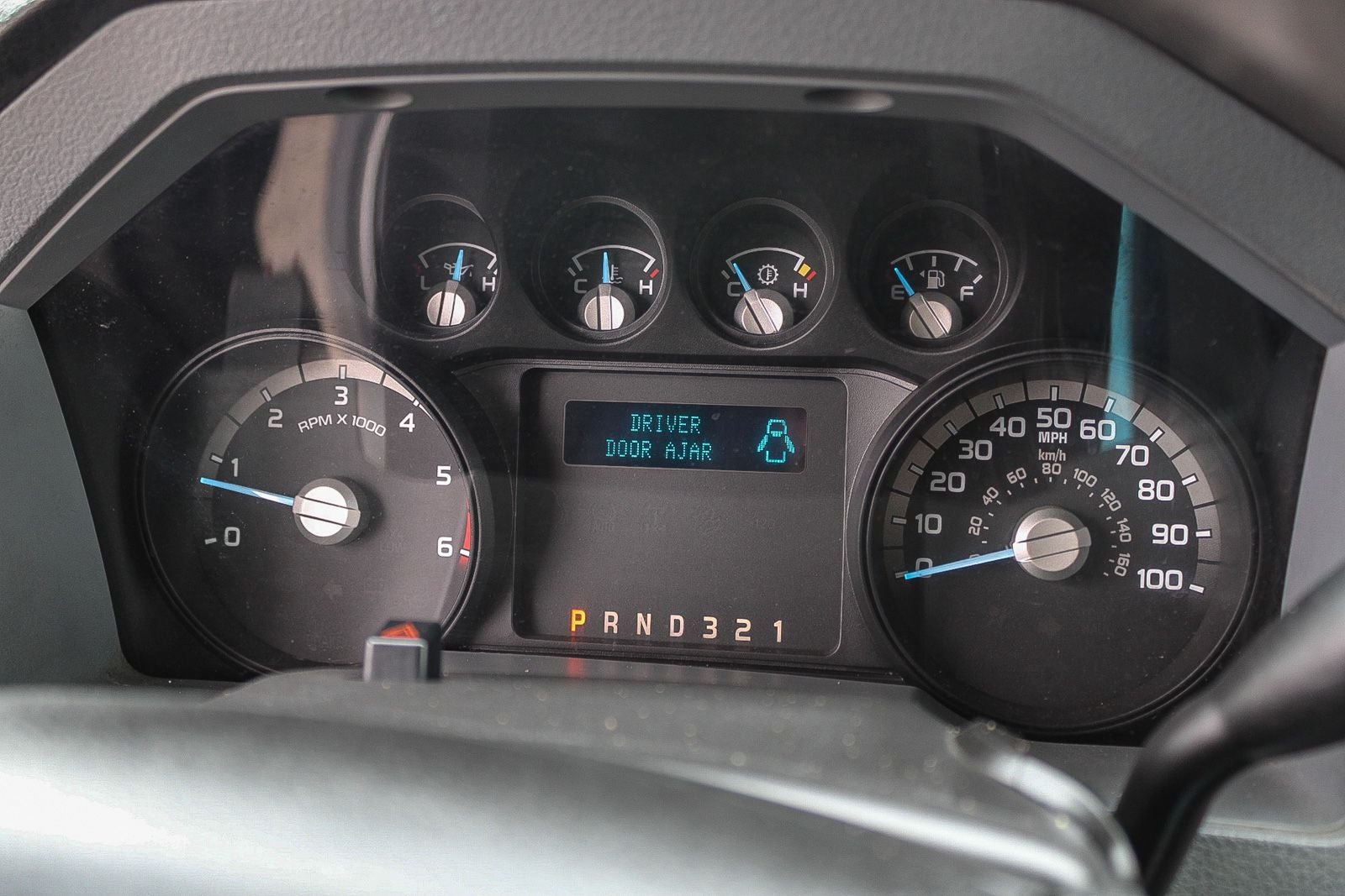 2015 Ford Super Duty F-550 DRW XL