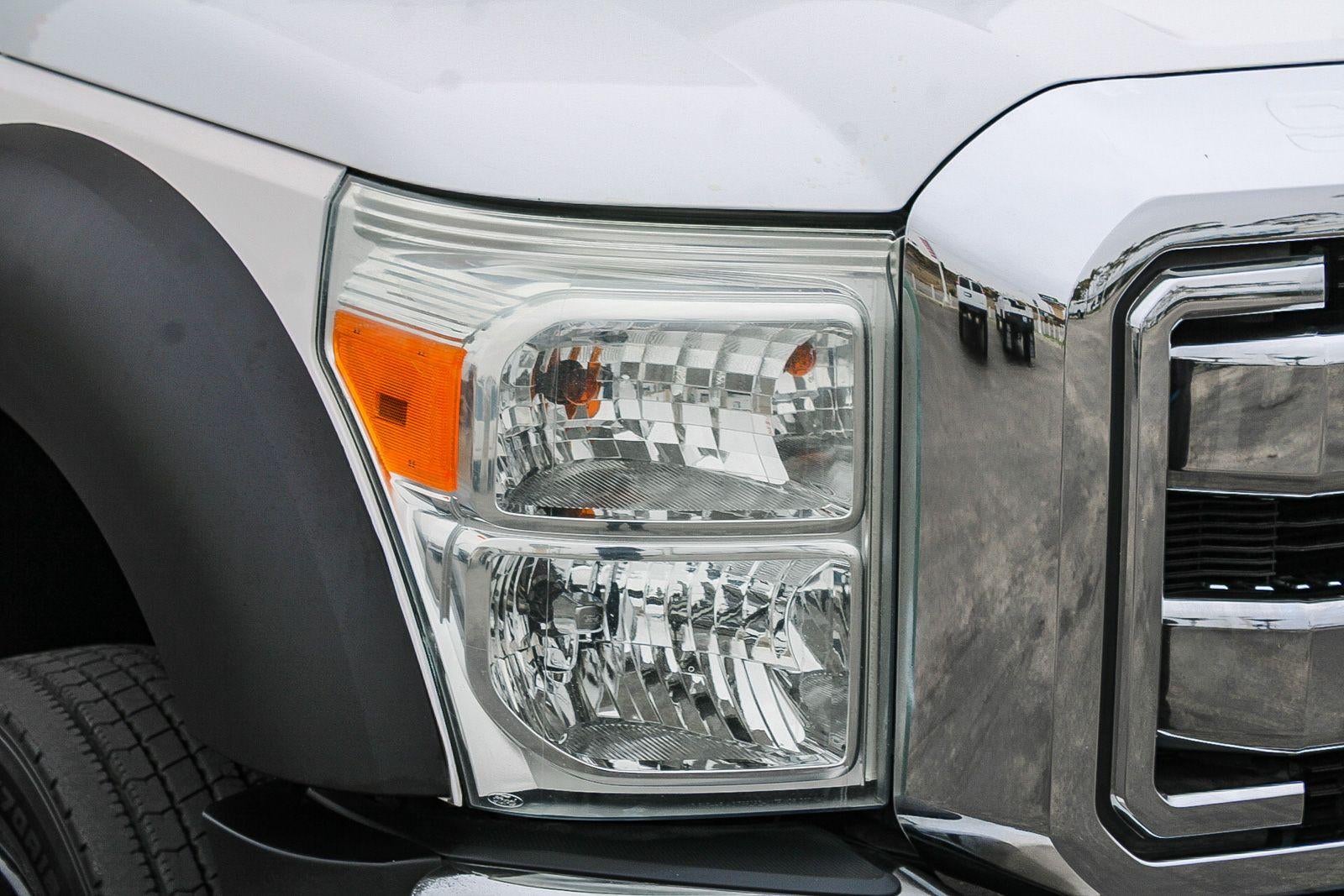 2015 Ford Super Duty F-550 DRW XL