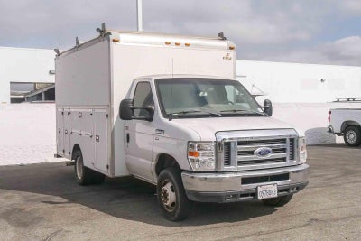 2017 Ford E-Series Cutaway Base