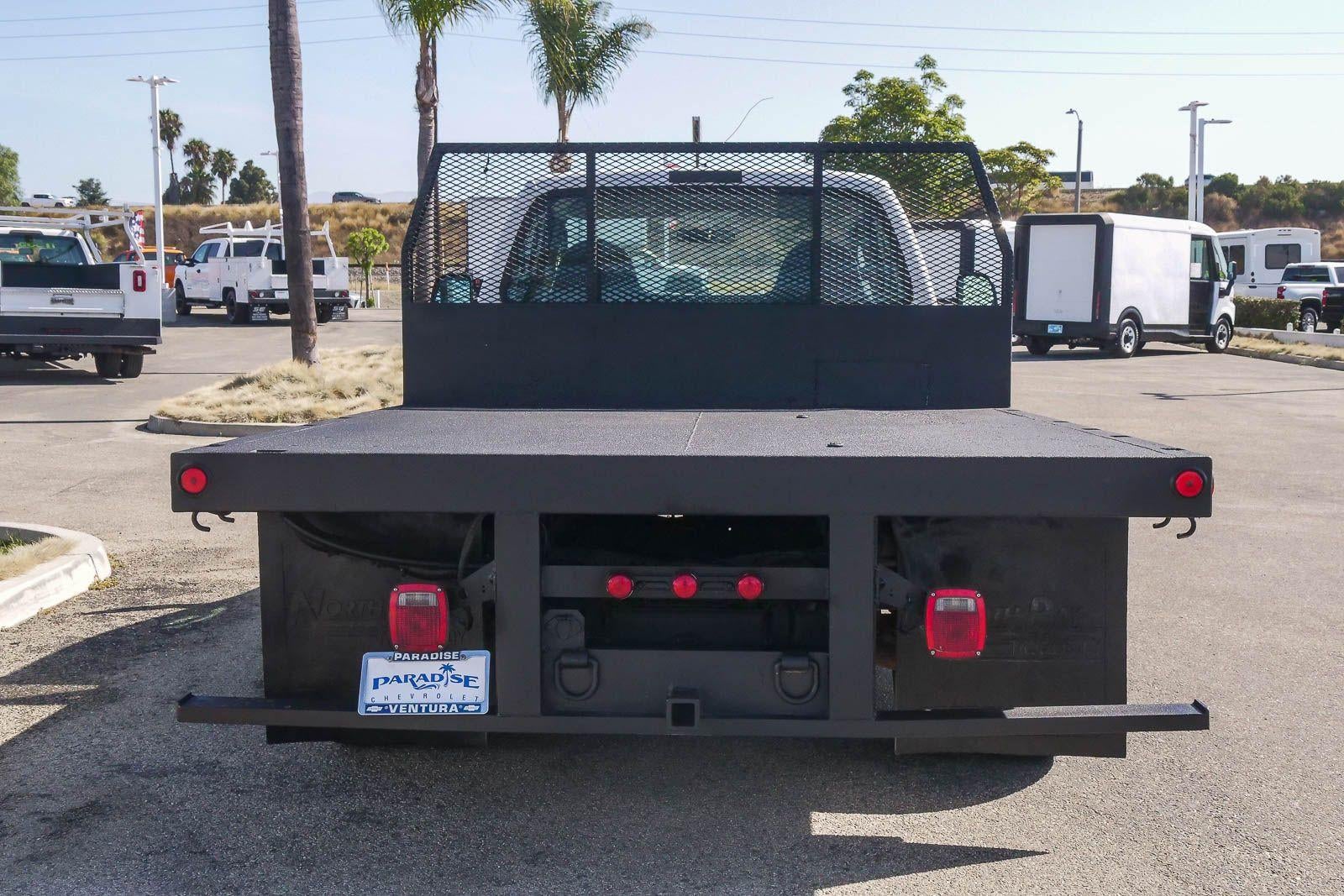 2003 Ford Super Duty F-350 DRW XL