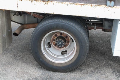 2010 Ford Super Duty F-350 DRW XL