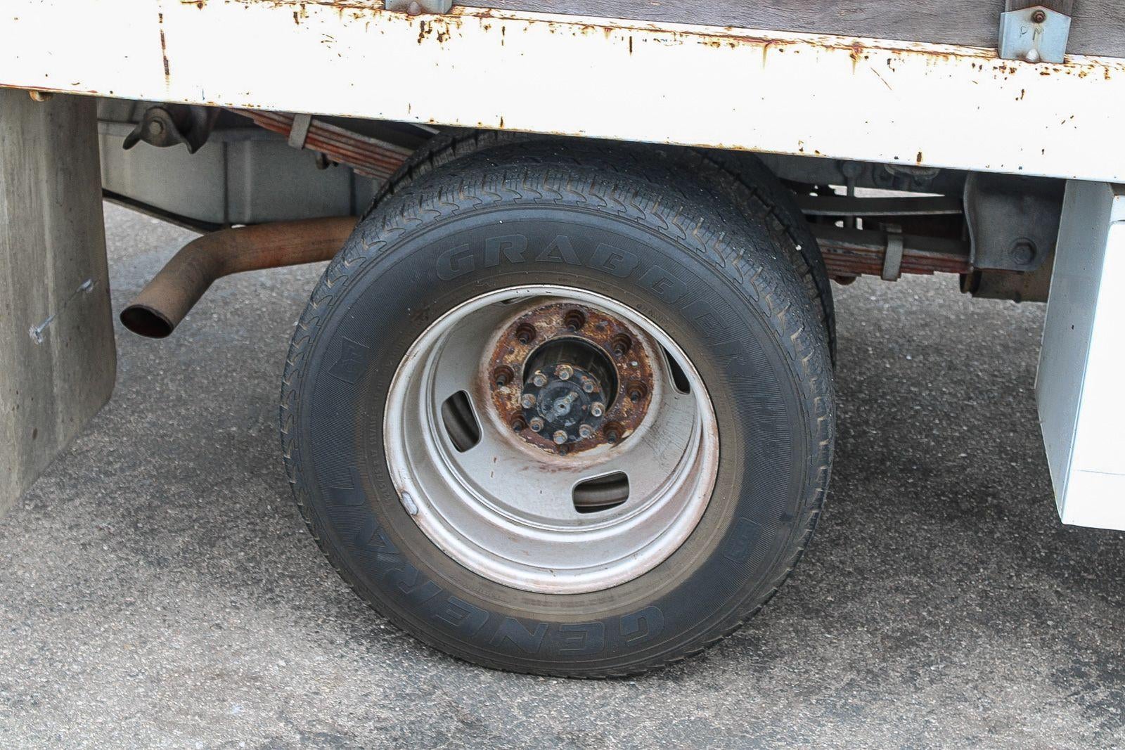 2010 Ford Super Duty F-350 DRW XL