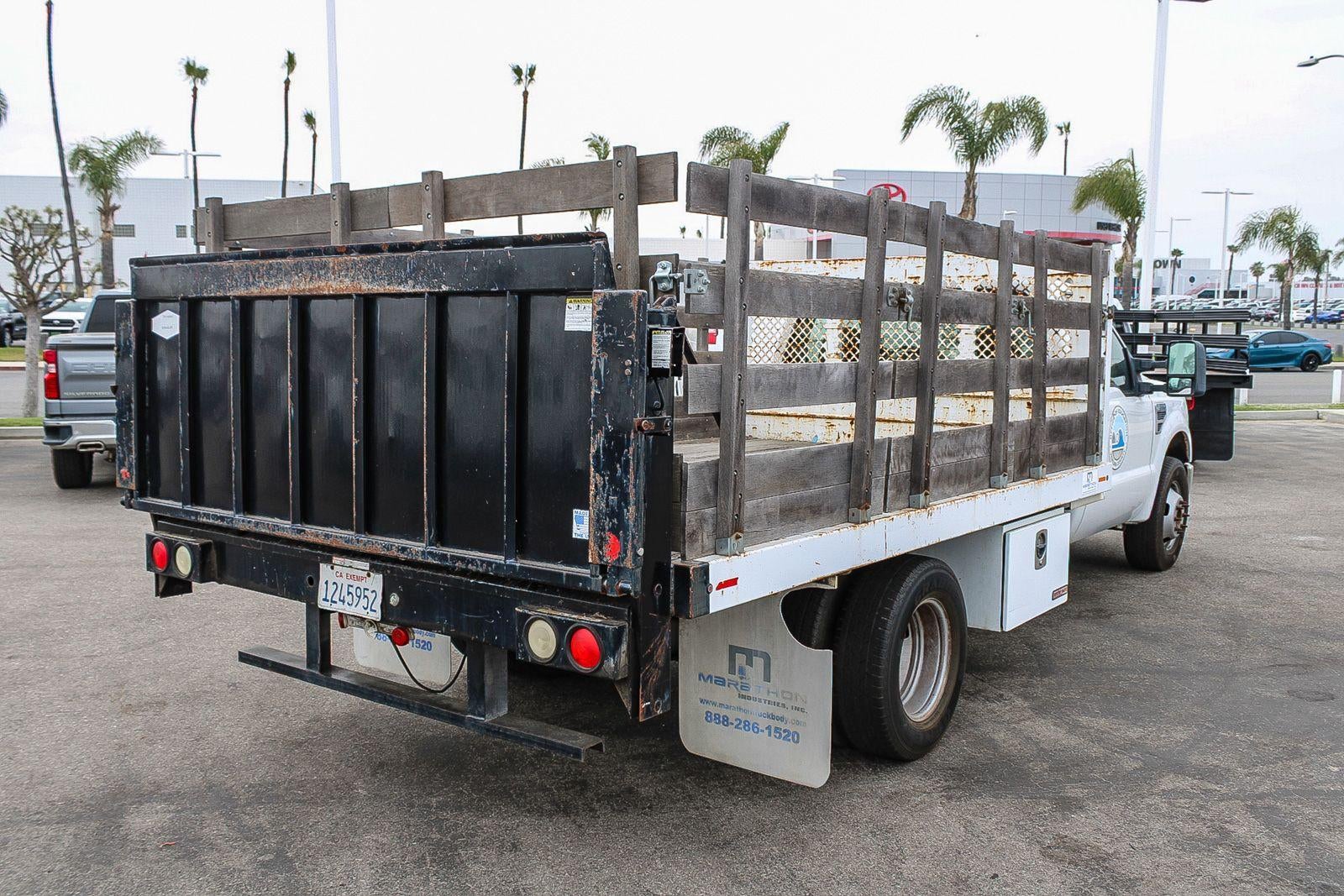 2010 Ford Super Duty F-350 DRW XL