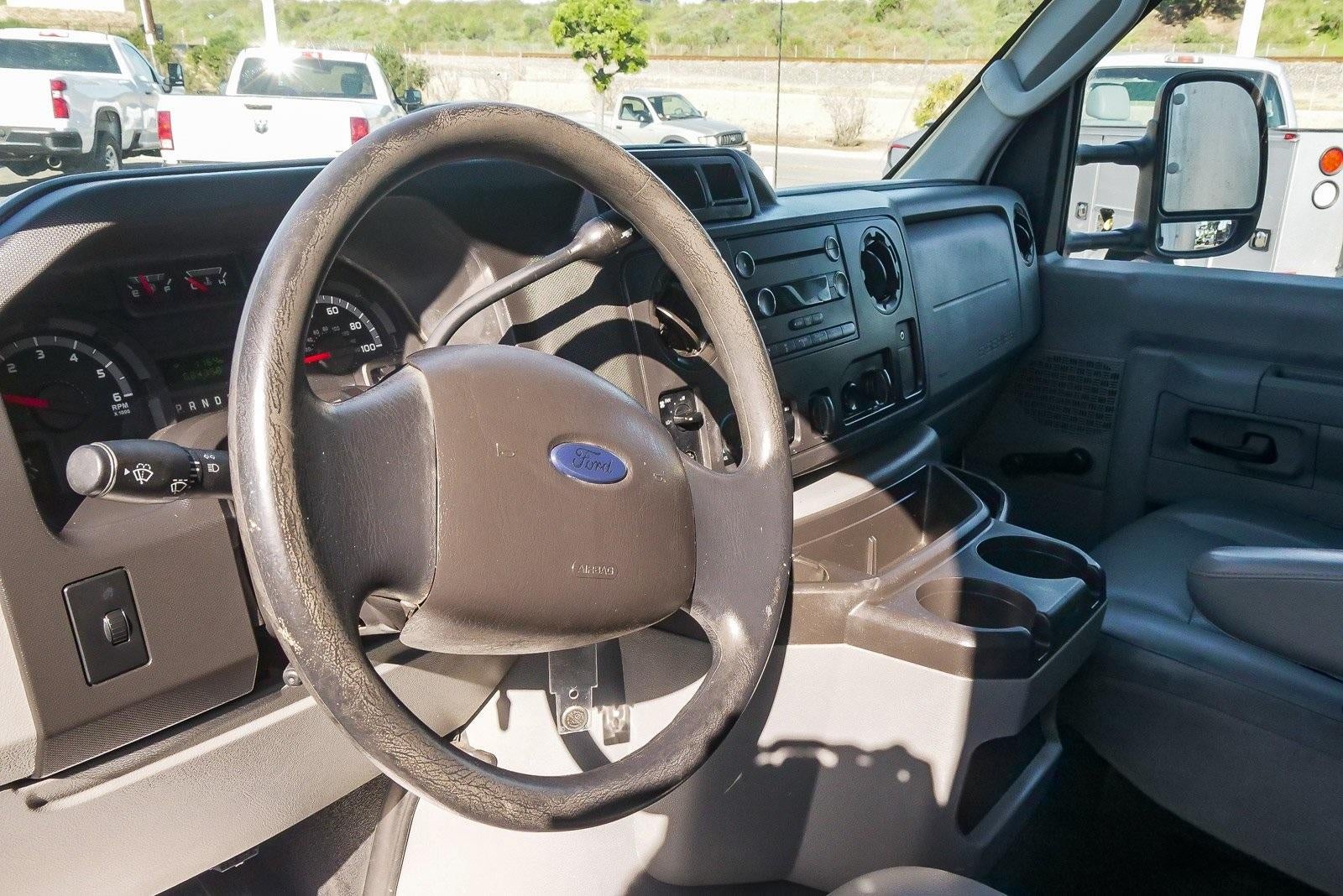 2013 Ford Econoline Commercial Cuta Base