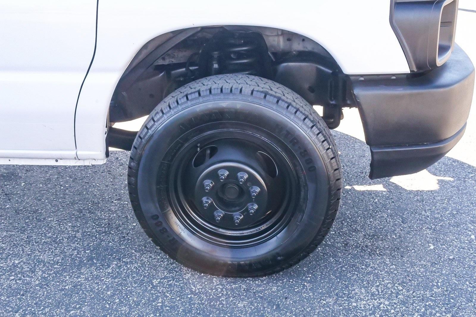 2013 Ford Econoline Commercial Cuta Base