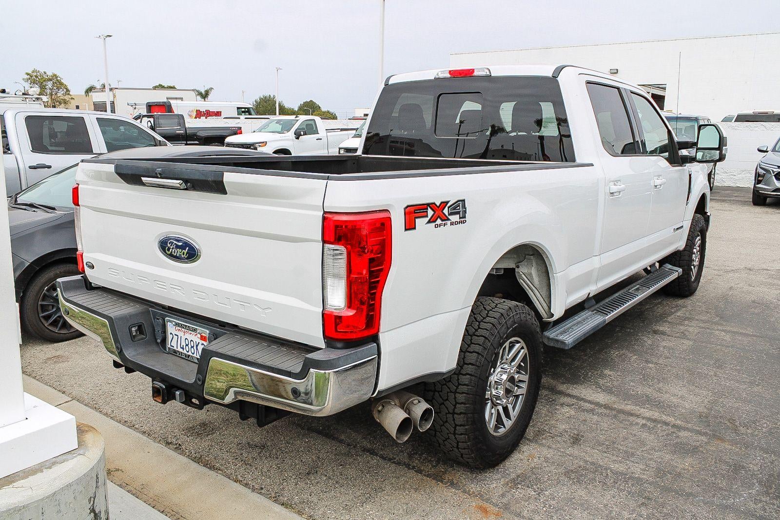2017 Ford Super Duty F-250 SRW Lariat