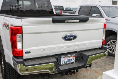 2017 Ford Super Duty F-250 SRW Lariat
