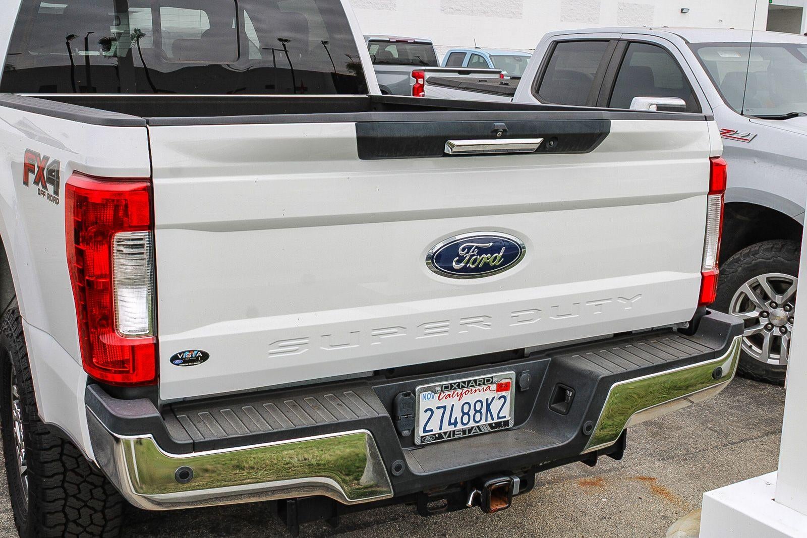 2017 Ford Super Duty F-250 SRW Lariat