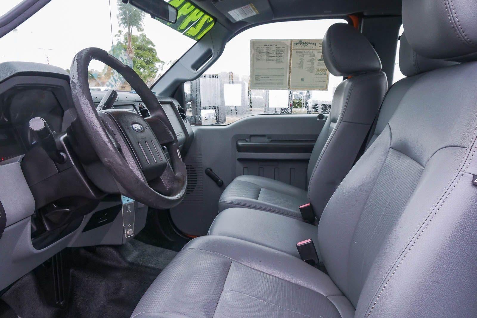 2012 Ford Super Duty F-250 SRW XL