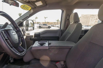 2018 Ford Super Duty F-350 SRW XL