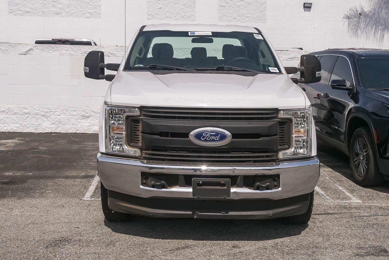 2019 Ford Super Duty F-350 SRW XL
